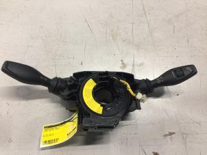 Gebruikte Combischakelaar Stuurkolom Ford Fiesta 6 (JA8) 1.25 16V Prijs € 30,00 Margeregeling aangeboden door Poolman autodemontage