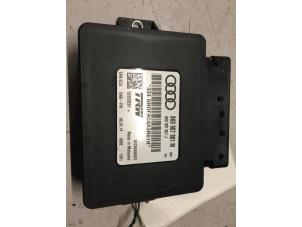 Gebruikte Handrem Module Audi A5 Sportback (8TA) 3.0 TDI V6 24V Prijs € 50,00 Margeregeling aangeboden door Poolman autodemontage