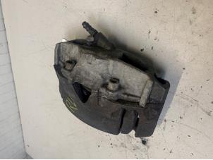 Gebruikte Remklauw (Tang) rechts-voor Volvo V70 (BW) 2.4 D 20V Prijs € 30,00 Margeregeling aangeboden door Poolman autodemontage