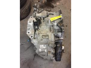 Gebruikte Versnellingsbak Volvo XC60 I (DZ) 2.4 D5 20V AWD Prijs € 450,00 Margeregeling aangeboden door Poolman autodemontage