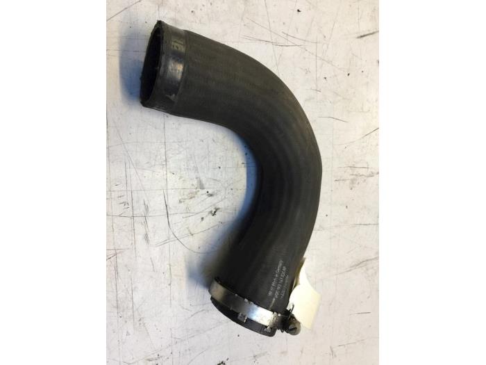 Gebruikte Intercooler Slang Volkswagen Passat CC (357) 2.0 TDI 16V 170 Prijs € 20,00 Margeregeling aangeboden door Poolman autodemontage