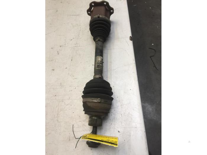 Gebruikte Aandrijfas rechts-voor Audi RS 5 (8F7) 4.2 V8 32V Prijs € 30,00 Margeregeling aangeboden door Poolman autodemontage
