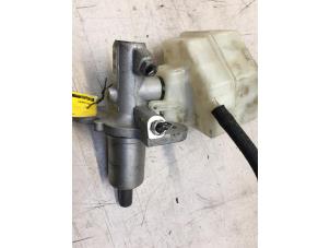 Gebruikte Rempomp BMW X3 (E83) 2.0d 16V Prijs € 30,00 Margeregeling aangeboden door Poolman autodemontage