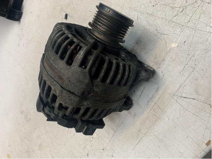 Gebruikte Dynamo Jeep Patriot (MK74) 2.0 CRD 16V 4x4 Prijs € 30,00 Margeregeling aangeboden door Poolman autodemontage