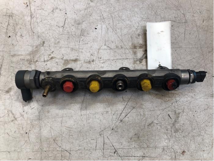 Gebruikte Brandstofdruk sensor Opel Vivaro 2.0 CDTI Prijs € 36,30 Inclusief btw aangeboden door Poolman autodemontage