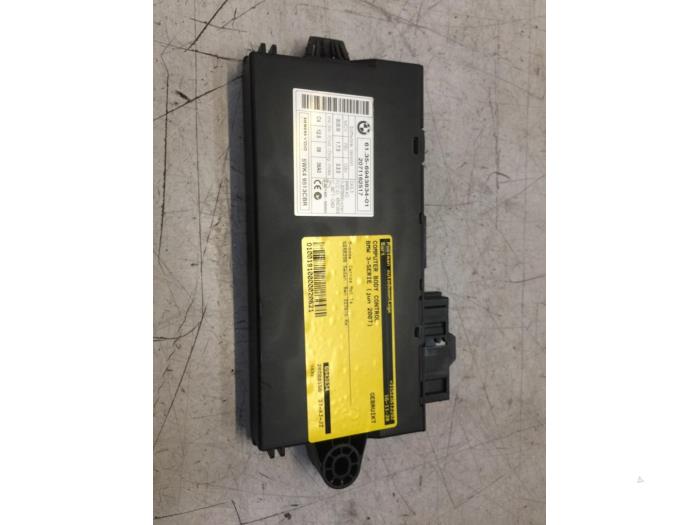 Gebruikte Bodycontrol Module BMW 3 serie (E90) 320i 16V Prijs € 30,00 Margeregeling aangeboden door Poolman autodemontage