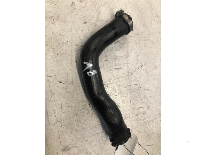 Gebruikte Intercooler Slang Audi A8 (D3) 4.2 TDI V8 32V Quattro Prijs € 30,00 Margeregeling aangeboden door Poolman autodemontage