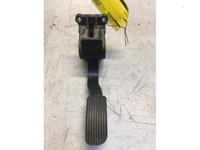Gebruikte Gaspedaalpositie Sensor Volkswagen Crafter 2.5 TDI 30/32/35/46/50 Prijs € 30,00 Margeregeling aangeboden door Poolman autodemontage