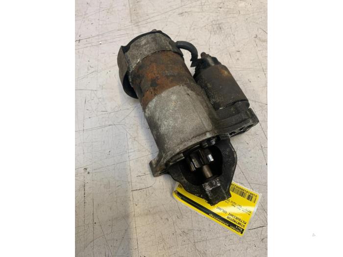 Gebruikte Startmotor Mitsubishi Galant (E5/E6E/E7/E8) 2.5 GTi V6 24V 4x4 Prijs € 30,00 Margeregeling aangeboden door Poolman autodemontage