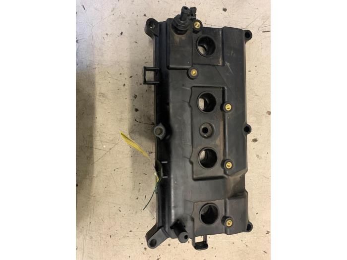 Gebruikte Kleppendeksel Nissan Qashqai (J10) 2.0 16V 4x4 Prijs € 30,00 Margeregeling aangeboden door Poolman autodemontage