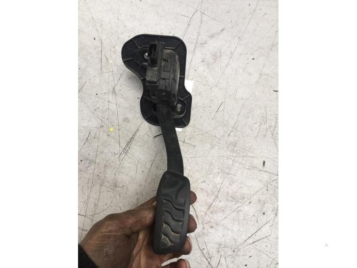 Gebruikte Gaspedaalpositie Sensor Ford Transit 2.2 TDCi 16V RWD Prijs € 36,30 Inclusief btw aangeboden door Poolman autodemontage