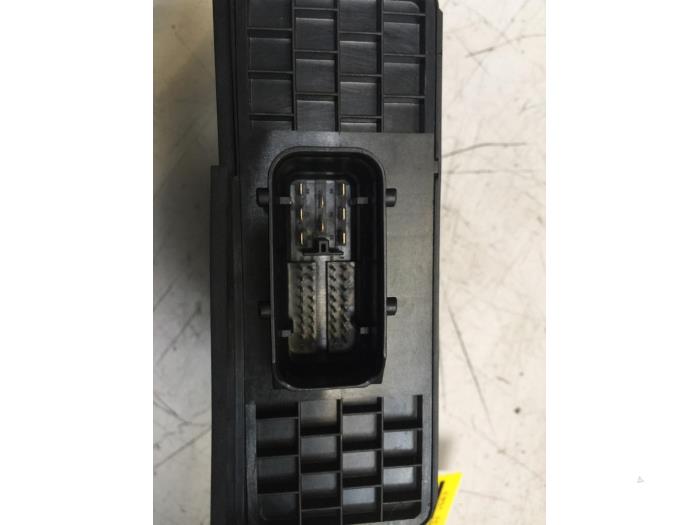Gebruikte Computer Diversen Audi A8 (D3) 4.2 V8 40V FSI Quattro Prijs € 50,00 Margeregeling aangeboden door Poolman autodemontage