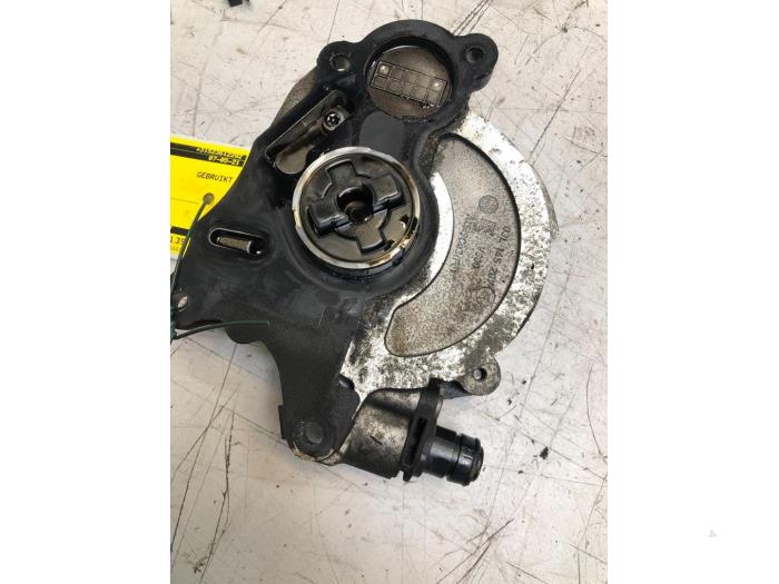 Gebruikte Videpomp (Diesel) Volkswagen Passat CC (357) 2.0 TDI 16V 170 Prijs € 30,00 Margeregeling aangeboden door Poolman autodemontage