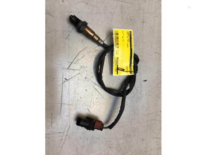 Lambda Sonde van een Audi A4 Avant Quattro (B7) 3.0 TDI V6 24V 2005