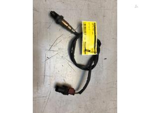 Gebruikte Lambda Sonde Audi A4 Avant Quattro (B7) 3.0 TDI V6 24V Prijs € 25,00 Margeregeling aangeboden door Poolman autodemontage