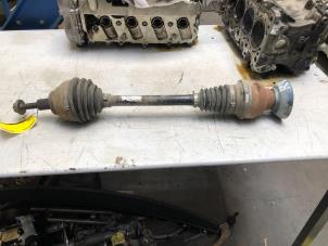 Gebruikte Aandrijfas rechts-voor Volkswagen Tiguan (5N1/2) 2.0 TDI 16V 4Motion Prijs € 50,00 Margeregeling aangeboden door Poolman autodemontage