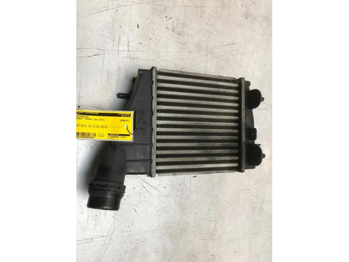 Gebruikte Intercooler Renault Twingo II (CN) 1.5 dCi 90 FAP Prijs € 30,00 Margeregeling aangeboden door Poolman autodemontage