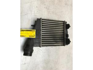Gebruikte Intercooler Renault Twingo II (CN) 1.5 dCi 90 FAP Prijs € 30,00 Margeregeling aangeboden door Poolman autodemontage