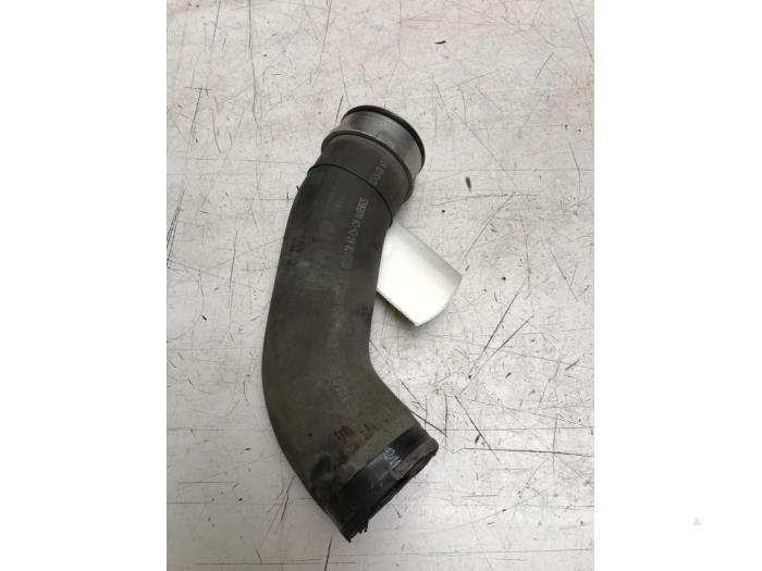 Gebruikte Intercooler Slang Volkswagen Transporter T5 2.0 TDI DRF Prijs € 36,30 Inclusief btw aangeboden door Poolman autodemontage