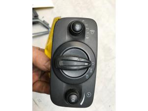 Gebruikte Licht Schakelaar Ford C-Max (DXA) 1.6 TDCi 16V Prijs € 30,00 Margeregeling aangeboden door Poolman autodemontage