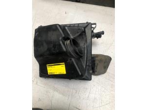 Gebruikte Luchtfilterhuis Chevrolet Cruze SW 2.0 D 16V Prijs € 30,00 Margeregeling aangeboden door Poolman autodemontage