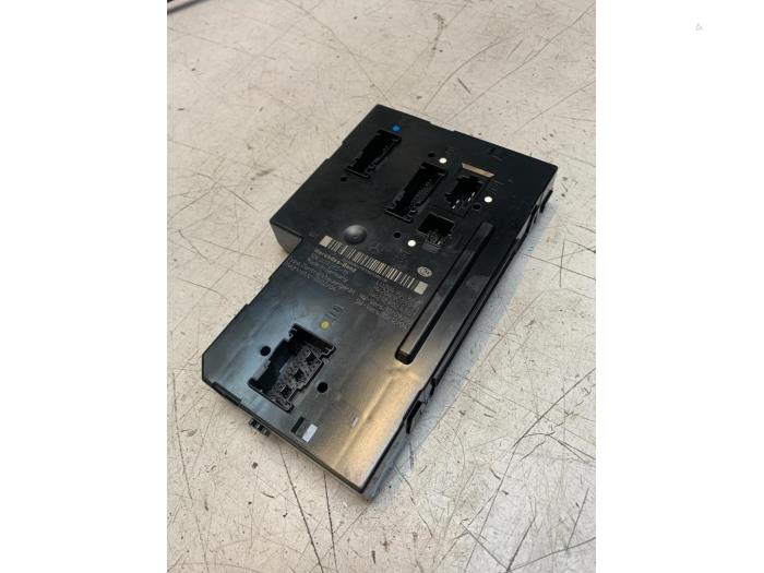 Gebruikte Computer Diversen Mercedes C (W204) 1.8 C-180 CGI 16V Prijs € 50,00 Margeregeling aangeboden door Poolman autodemontage