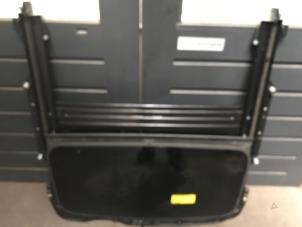 Gebruikte Schuifdak Volvo S40 (MS) 2.5 T5 20V Prijs € 75,00 Margeregeling aangeboden door Poolman autodemontage