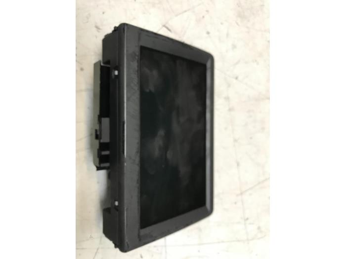 Gebruikte Display Interieur Audi A8 (D3) 3.7 V8 40V Quattro Prijs € 50,00 Margeregeling aangeboden door Poolman autodemontage