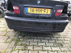 Gebruikte Bumper achter BMW 3 serie (E46/4) 320d 16V Prijs € 40,00 Margeregeling aangeboden door Poolman autodemontage