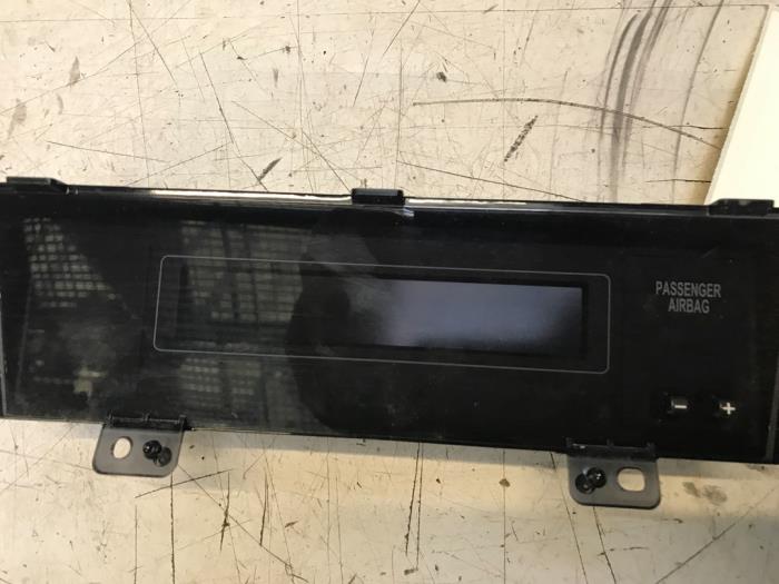 Gebruikte Display Interieur Subaru Forester (SJ) 2.0D Prijs € 50,00 Margeregeling aangeboden door Poolman autodemontage