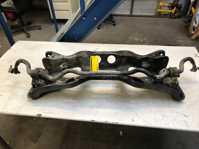 Gebruikte Subframe Subaru Forester (SJ) 2.0D Prijs € 100,00 Margeregeling aangeboden door Poolman autodemontage