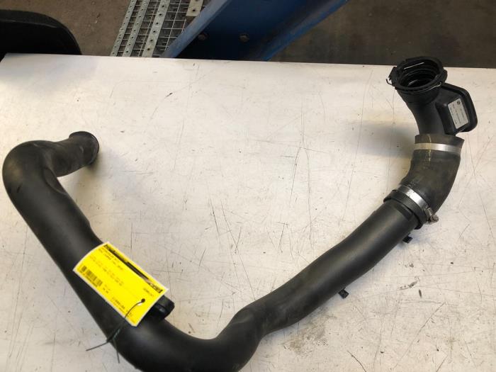 Gebruikte Intercooler Buis Mini Mini (R56) 1.6 Cooper D 16V Prijs € 50,00 Margeregeling aangeboden door Poolman autodemontage