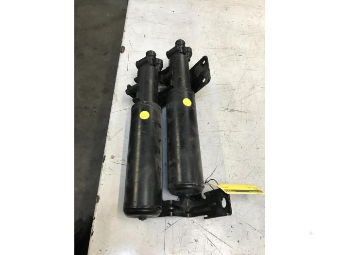 Gebruikte Diversen Audi RS 5 (8F7) 4.2 V8 32V Prijs € 100,00 Margeregeling aangeboden door Poolman autodemontage