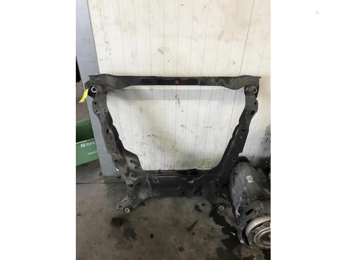 Gebruikte Subframe Volvo S80 (AR/AS) 2.5 T Turbo 20V Prijs € 75,00 Margeregeling aangeboden door Poolman autodemontage