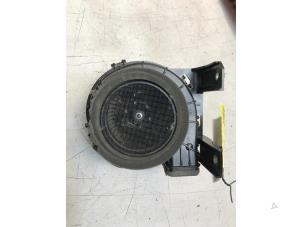 Gebruikte Ventilator overige Toyota Yaris III (P13) 1.5 16V Hybrid Prijs € 40,00 Margeregeling aangeboden door Poolman autodemontage