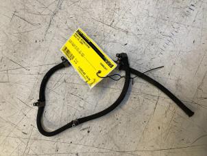 Gebruikte Brandstof retourleiding Volvo V70 (BW) 2.4 D 20V Prijs € 20,00 Margeregeling aangeboden door Poolman autodemontage