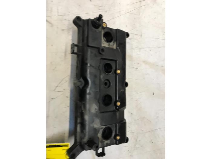 Gebruikte Kleppendeksel Nissan Qashqai (J10) 2.0 16V 4x4 Prijs € 40,00 Margeregeling aangeboden door Poolman autodemontage