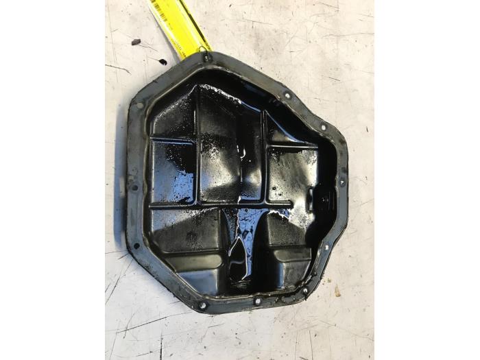 Gebruikte Carterpan Nissan Qashqai (J10) 2.0 16V 4x4 Prijs € 40,00 Margeregeling aangeboden door Poolman autodemontage