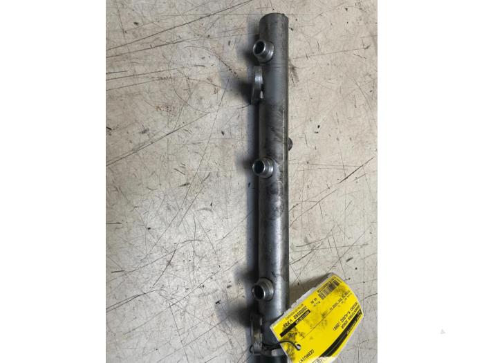 Brandstofdruk sensor van een Mercedes-Benz ML II (164/4JG) 3.0 ML-280 CDI 4-Matic V6 24V 2008