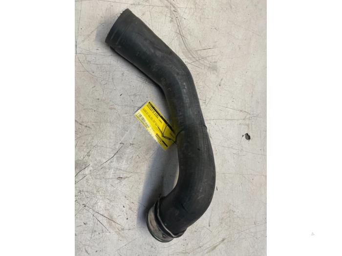 Gebruikte Intercooler Slang Mercedes ML II (164/4JG) 3.0 ML-280 CDI 4-Matic V6 24V Prijs € 20,00 Margeregeling aangeboden door Poolman autodemontage