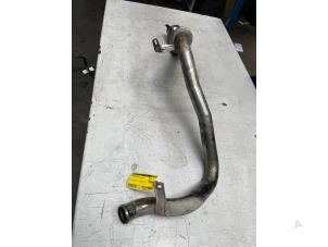 Gebruikte Intercooler Buis Landrover Freelander II 2.2 td4 16V Prijs € 20,00 Margeregeling aangeboden door Poolman autodemontage