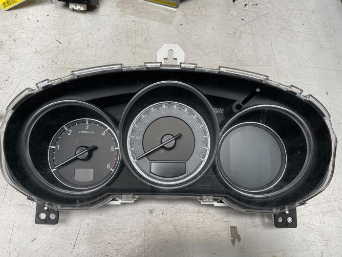 Cockpit van een Mazda CX-5 (KE,GH) 2.2 Skyactiv D 16V High Power 4WD 2015