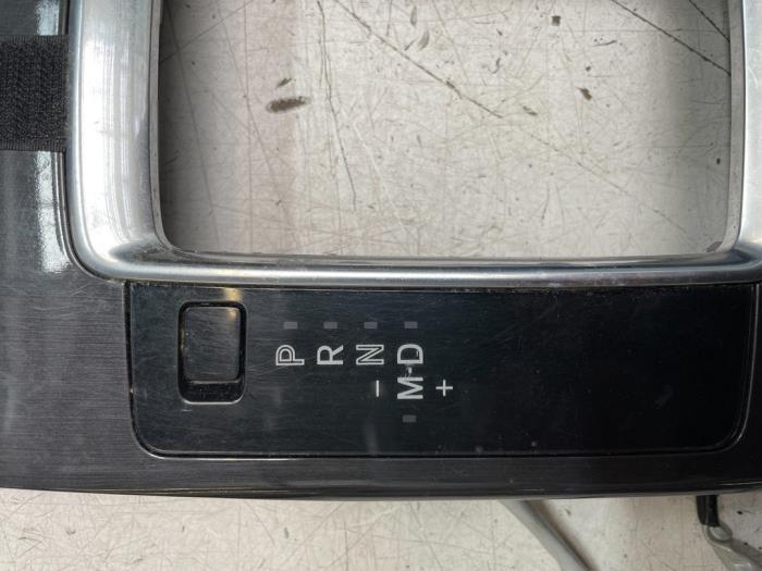 Dashboard sierlijst van een Mazda CX-5 (KE,GH) 2.2 Skyactiv D 16V High Power 4WD 2015