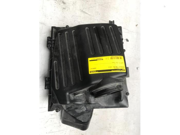Gebruikte Luchtfilterhuis Chevrolet Malibu 2.0 D 16V Prijs € 30,00 Margeregeling aangeboden door Poolman autodemontage