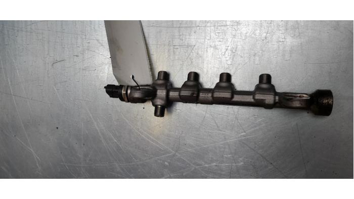 Brandstofdruk sensor van een Fiat Doblo (263) 1.6 D Multijet 2015