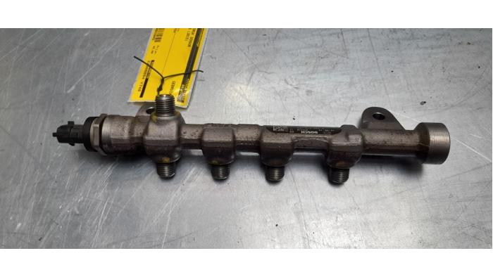 Brandstofdruk sensor van een Fiat Doblo (263) 1.6 D Multijet 2015