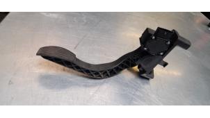 Gebruikte Gasklep Positiesensor Iveco New Daily V 35C17/C17D/S17, 40/45/50/60/70C17 Prijs € 48,40 Inclusief btw aangeboden door Poolman autodemontage