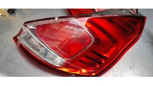 Gebruikte Achterlicht rechts Ford Fiesta 6 (JA8) 1.0 SCI 12V 80 Prijs € 40,00 Margeregeling aangeboden door Poolman autodemontage
