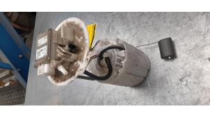 Gebruikte Tank element Pomp Hyundai Ioniq 1.6 GDI 16V Hybrid Prijs € 75,00 Margeregeling aangeboden door Poolman autodemontage