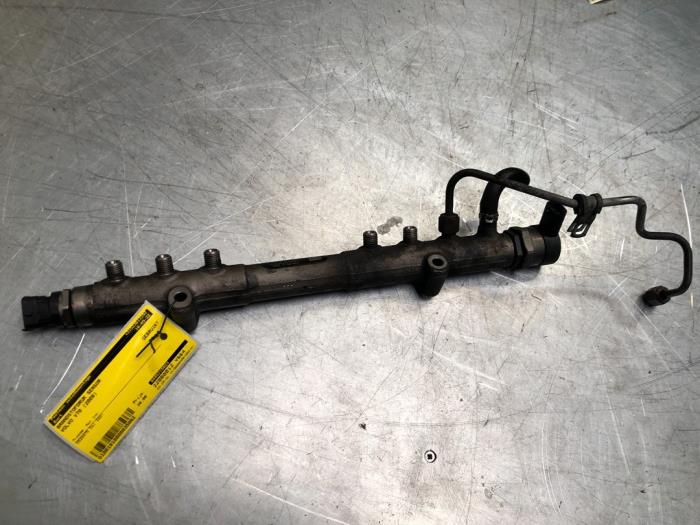 Gebruikte Druksensor Volvo V70 (BW) 2.4 D 20V Prijs € 30,00 Margeregeling aangeboden door Poolman autodemontage